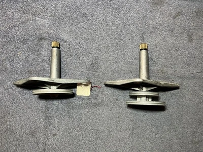 Cojinete de brazo limpiaparabrisas original Volvo 164 240 264 262 265 L+R cojinete de brazo limpiaparabrisas NOS Foto 1 de 4