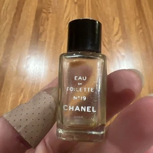 Chanel N° 19 miniatura mini perfume Bottle vintage - old formula - Picture 1 of 4