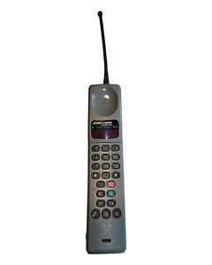 Téléphone portable Motorola American Series brick