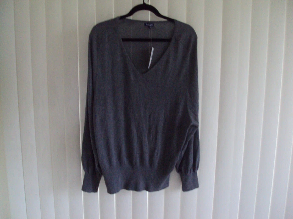 NUEVO CON ETIQUETAS ESPLÉNDIDO Camiseta Manga Larga Cuello en V Top Gris Talla XL Foto 1 de 4