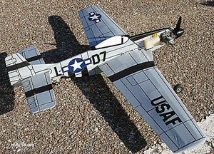 Planes de perfil Warbird: Mustang North American P-51 para motores .15 - Imagen 1 de 3