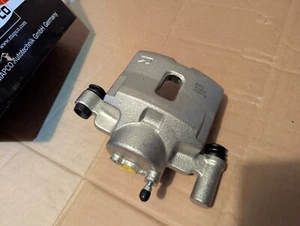 New Mazda 323F 626 Xedos 6 MX-6 Premacy Ford Probe Front RH Brake Caliper - Picture 1 of 2