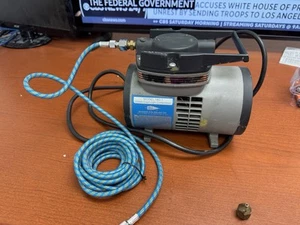 NICE Vtg Badger Air-Brush Compressor Model 180-1, Oil-less Compressor W Hose - Picture 1 of 4