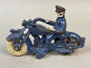 ANTIQUE VTG 20s CAST IRON METAL CHAMPION MOTORCYCLE RIDE w ORIGINAL WHITE TIRES - Picture 1 of 11