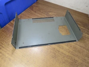 Yaesu FRG-7700 HF Receiver Bottom Housing - Picture 1 of 4