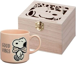 PEANUTS SNOOPY Becher Tasse GOOD VIBES Pink 350ml SN454-11H Yamaka aus Japan - Bild 1 von 2