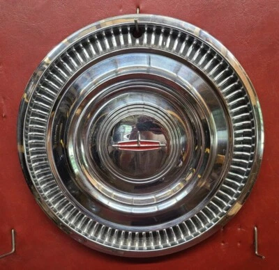 Olds Oldsmobile 88 98 Custom Cruiser 1960 cubierta de rueda tapacubos 14” Foto 1 de 4