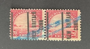New Britain, CT Type 205 Precancel PAIR - 20 cents Golden Gate - U.S. #567 - CT - Picture 1 of 2