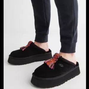 Women's UGG Tazzle Platform Slide Slipper Black Size 10 - Picture 1 of 11