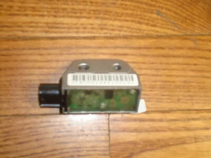 2003-2006 INFINITI G35 OEM SRS Crash Impact Sensor - Bild 1 von 6