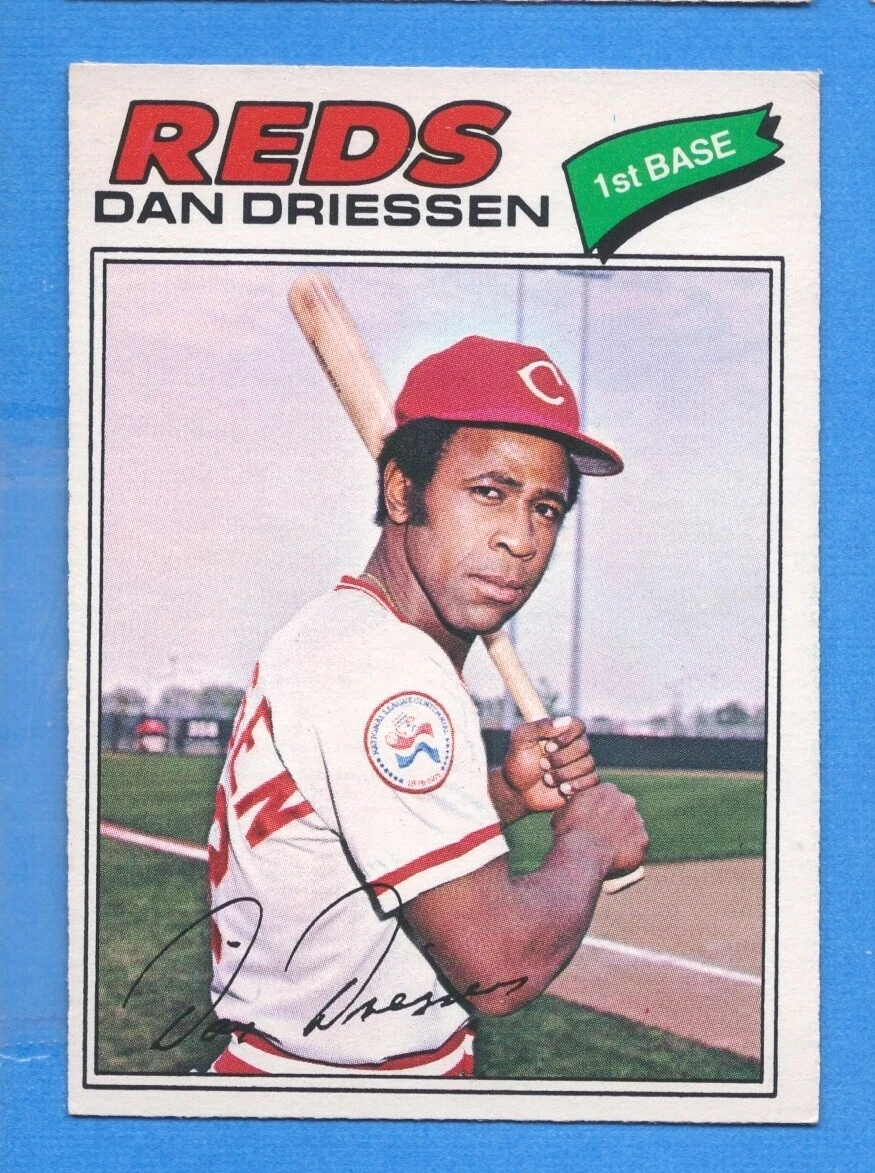 1977 O-Pee-Chee #31 Dan Driessen EX+ Reds