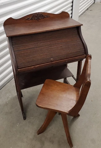 Roll Top Desk & Chair Paris Mfg Cover