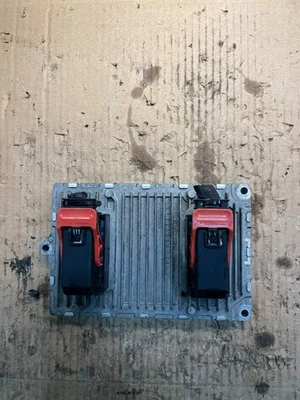 2015 Chrysler 200 Engine Computer Control ECM ECU V2085 DG - Image 1 of 4