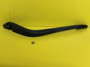Brazo limpiaparabrisas trasero Honda Fit 2007-2008 con tuerca * sin tapa * 76720SAA004 - Imagen 1 de 16