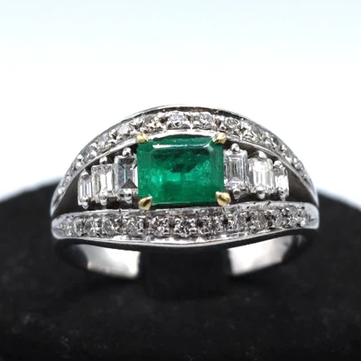 Anillo con esmeralda y diamantes naturales en oro blanco 18K vintage años 90 ... - Imagen 1 de 4