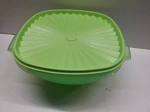 Tupperware große Servierschüssel 858 frühlingsgrün - unbenutzt - Bild 1 von 7