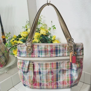 Coach 19611 Madras Signature Sequin Shoulder Tote Bag Pink Pastel Plaid Purse - Picture 1 of 22