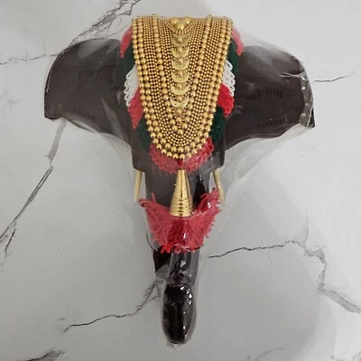 Colgante de pared cabeza de elefante decorado Nettipattam  Foto 1 de 4