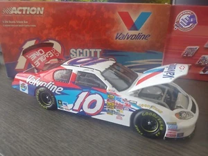 Scott Riggs Action Valvoline 1:24 Chevy Monte Carlo LTD #10 Die-Cast NASCAR  - Picture 1 of 4