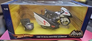 Hot Wheels Batman 1966 TV Series BatCycle & Sidecar 1:12 Scale Box Set 2009 New - Picture 1 of 7