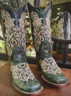Corral Women’s Boots Gorgeous Teal Leather w/ Cream Floral Embroidery 7.5B - Image 1 of 4