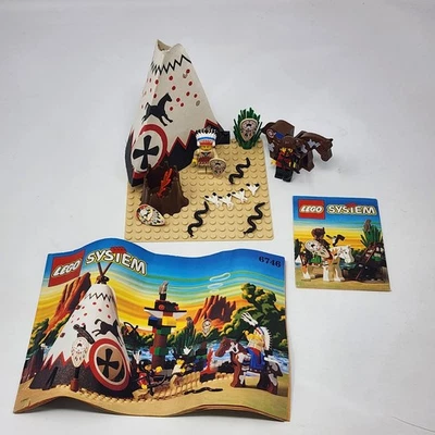 LEGO Western: Chief's Tepee Set (6746 6766 6763 6718) con 2 manuales - incompleto Foto 1 de 4