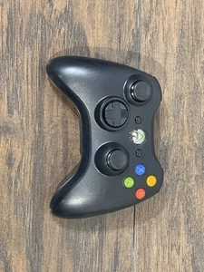 Mando Inalámbrico Xbox 360 Usado Negro Sin Probar Tal cual Del Almacenamiento - Imagen 1 de 10