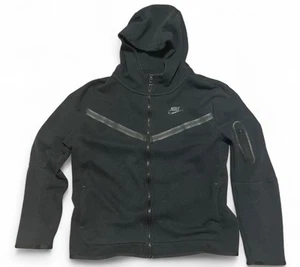 Nike Youth XL Black Tech Fleece Hoodie with Zip-Up Front Pocket - Picture 1 of 2