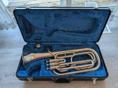Yamaha YBH301S Intermediate Baritone Horn Bb - Image 1 of 4