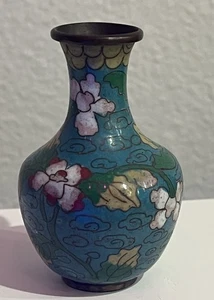 Antike chinesische Miniatur Cloisonné Vase 3,5"H Aqua/Blau Floral 1920. - Bild 1 von 9