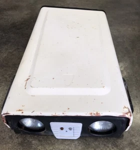 OEM USED MITSUBISHI SATOH BEAVER BUCK HOOD ASSEMBLY W/ LIGHT BRACKET S370 S370D - Picture 1 of 5