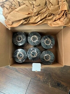 Rubans de transfert thermique industriel ULINE - Cire, lot de 6 4,02" x 1 181' - Photo 1/2