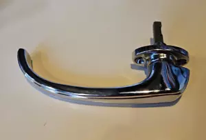 Tirador de puerta Borgward B 611 B 1000 entre otros sin cerradura 60.666 - Imagen 1 de 3