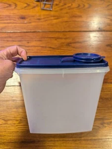 Tupperware Store & Pour Cereal Keeper Clear w/ Blue Lid #469-15 Food Storage - Picture 1 of 2