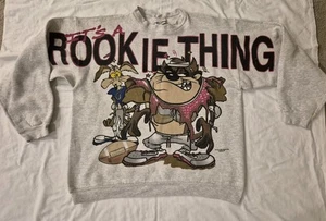 Vintage Taz Rookie Football Pullover Sweatshirt Looney Tunes 1996 Warner Freeze - Picture 1 of 10