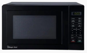 Magic Chef Countertop Microwave - 700-W 0.7 cu. ft. - Picture 1 of 4