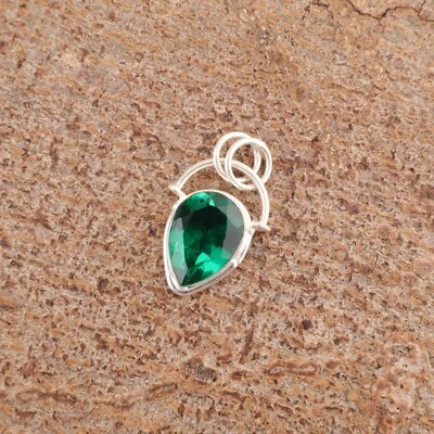 Regalo de cumpleaños para ella colgante de piedras preciosas esmeralda verde natural plata de ley 925 Foto 1 de 4