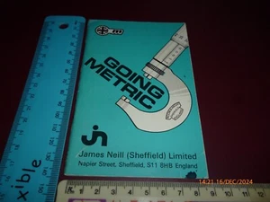 GEHENDE METRISCHE UMSCHALTMESSUNG JAMES NEILL SHEFFIELD 52 SEITEN KLEINES BOOKLET - Bild 1 von 12
