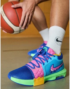 Nike Performance LEBRON TESTIGO VIII - Zapatos de baloncesto HJ2963-900 Talla 18 - Imagen 1 de 7