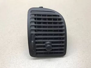 03 - 06 Saab 9-3 93 Passenger Right Side Air Vent Trim Black OEM Factory Vents - Foto 1 di 3
