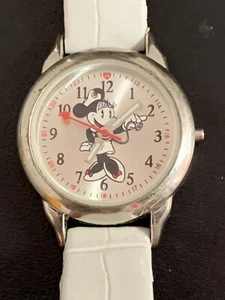 Disney Minnie Mouse Nurse Watch White Simulated Leather Strap Band Vintage - Picture 1 of 5