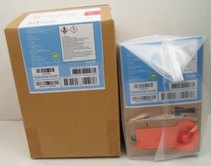 OCE ColorWave 900 Tintenpatrone Cyan 2 Liter - 1070025277 (O20378-3 MA) BIN#20 - Bild 1 von 10