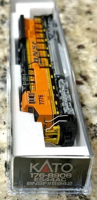 KATO N SCALE General Electric GE ES44AC “GEVO” BNSF #7776 Custom/ Custom/LNIB - Image 1 of 3