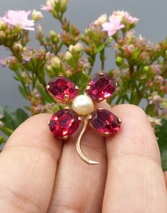 Ancienne Broche - Laiton doré et strass - Old Brooch 1920/30 - Picture 1 of 7