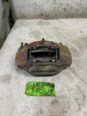 Pinza de freno delantera izquierda para conductor Toyota Land Cruiser 2015 fabricante de equipos originales  Foto 1 de 4