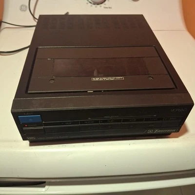 Emerson VCP660 Original Player - Image 1 of 4