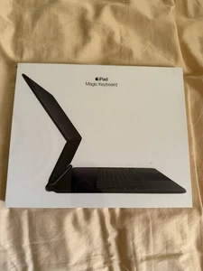 Original Apple Magic Keyboard für iPad Air 13" (M2, M3) US MJQK3LL/A A2480 - Bild 1 von 2