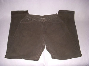 Wrangler Jeans  Size 6 ( 6 x 30 ) Green Colored Jeans EUC - Picture 1 of 2