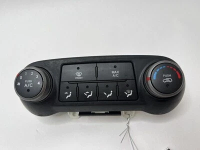 Hyundai Tucson 2014-2015, control de temperatura de calefacción de aire acondicionado OEM Foto 1 de 4