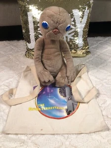 E.T. Plüsch Puppe & Universal Movie 1982 Canvas Tragetasche Vintage Film - Bild 1 von 8